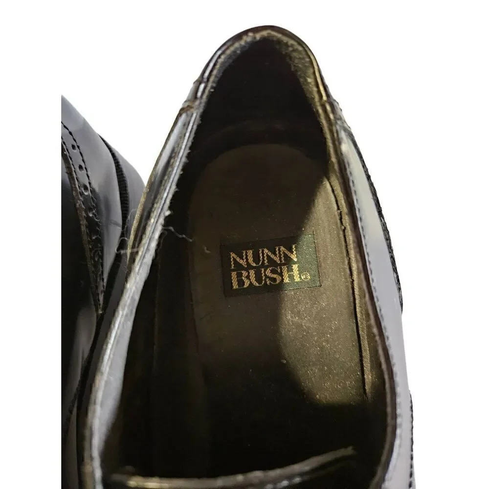 Nunn Bush black dress shoes. Size 11.